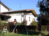 Libero IK3RBE e IK3ESB montano le due antenne accoppiate.